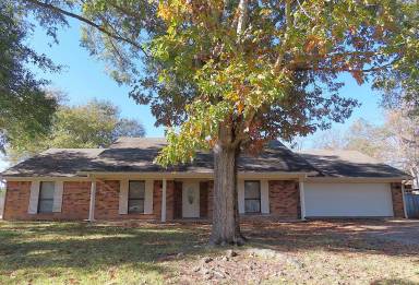 Main picture of 306 Green Lane Trl
