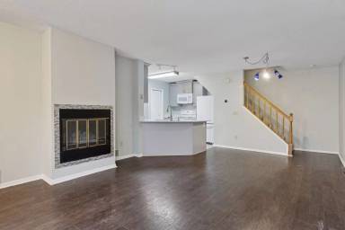 Main picture of 10045 Russell Ave N