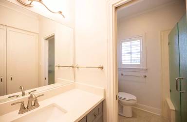 Main picture of 3709 Holly Hill Rd