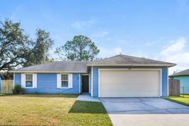 Main picture of 7416 Cinnamon Lakes Dr