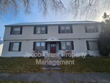 Main picture of 1020 Lake Ave