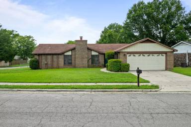 Main picture of 1028 Kinsey Dr SE