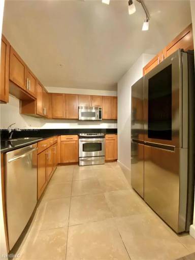 Main picture of Colonnade Southwest Condo