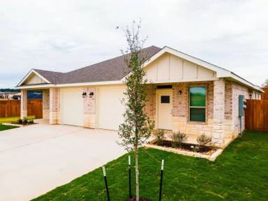 Main picture of 110 Levi Ct