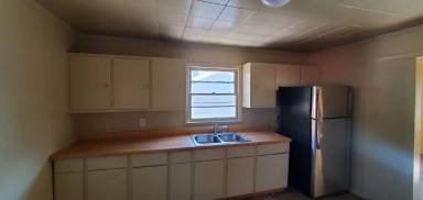 Main picture of 4101 Peterson Ave