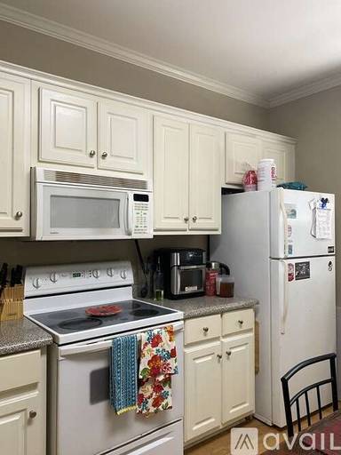 Main picture of 460 Barnett Shoals Rd