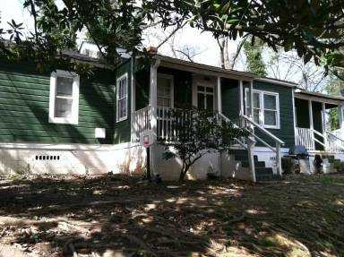 Main picture of 1401 Epworth St SW