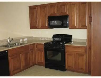 Main picture of 8170 Skytop Ledge Ave