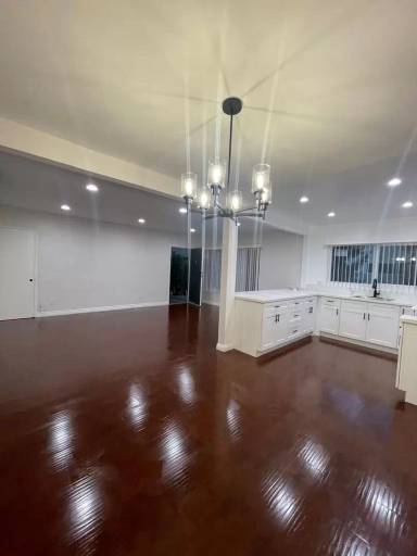 Main picture of 5301 Corteen Pl