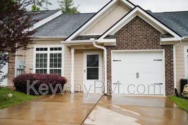 Main picture of 1008 Coveside Trl