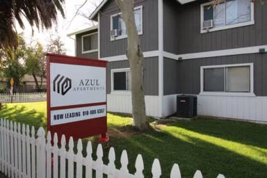 Main picture of 5731 Falconer Way