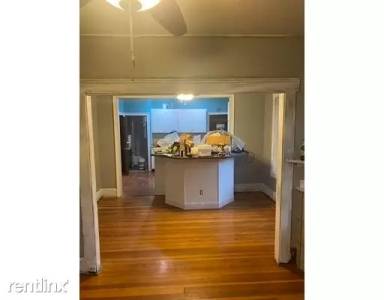 Main picture of 78 Prospect St N