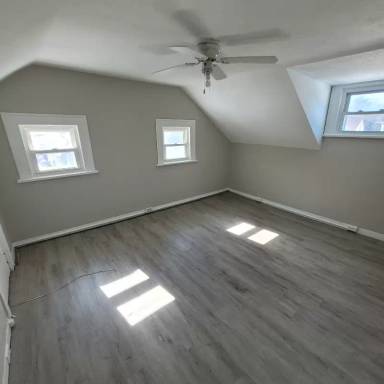 Main picture of 1427 Commonwealth Ave