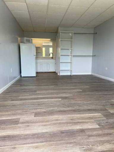 Main picture of 10000 Historic State Highway 165