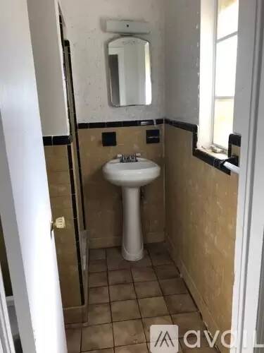 Main picture of 601 Corey Ave