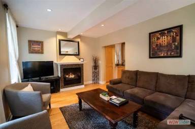 Main picture of 403 W Eugenie St
