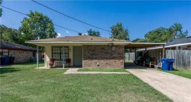 Main picture of 258 W Warriner Ave