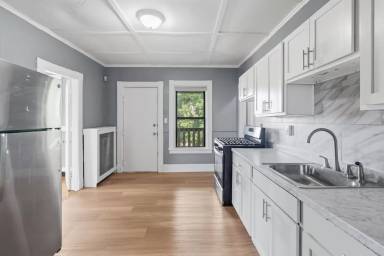 Main picture of 92 Woodside Ter