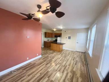 Main picture of 83 America St