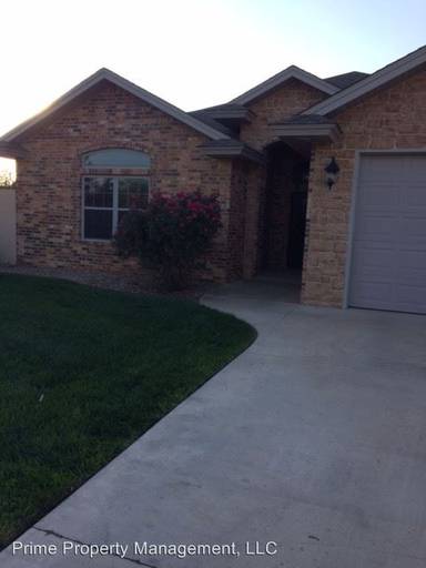 Main picture of 2208 Curlew Pl