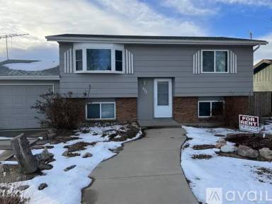 Main picture of 437 3rd St