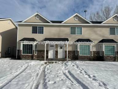 Main picture of 582 Legacy Ln