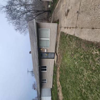 Main picture of 640 New Jersey St