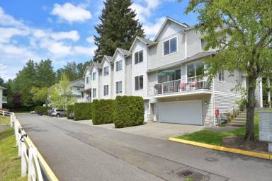 Main picture of 10410 Holly Dr