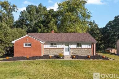 Main picture of 1423 Lakeside Dr