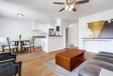 Main picture of 5256 Craner Ave