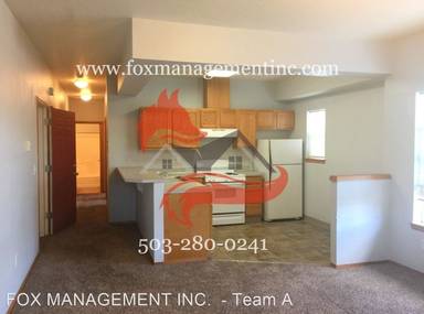 Main picture of 2315 N Lombard St