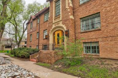 Main picture of 1275 Steele St