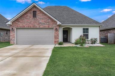 Main picture of 213 Hyperion St