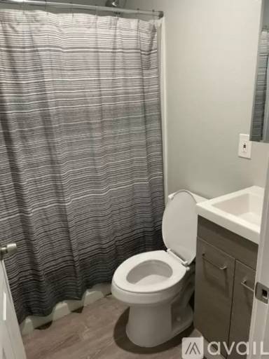 Main picture of 107 W Sunkist St