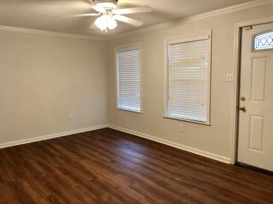 Main picture of 1441 W Roosevelt St