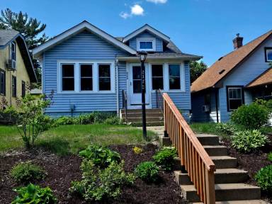 Main picture of 4322 Bloomington Ave