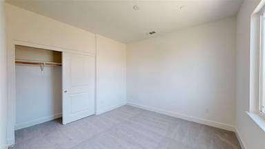 Main picture of 8511 Portside Way