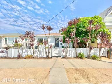 Main picture of 280 W 17th St