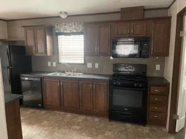 Main picture of 132 Maynard Cir