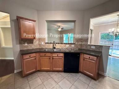 Main picture of 5530 Crestwick Way