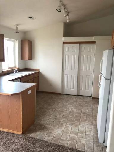 Main picture of 7815 Three Rivers Dr