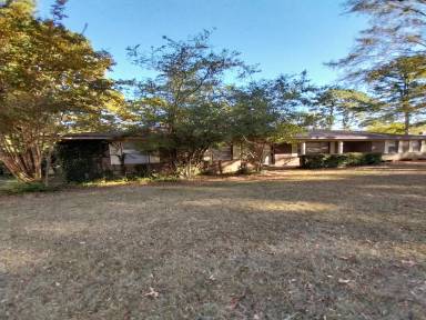 Main picture of 166 Dawn Cir