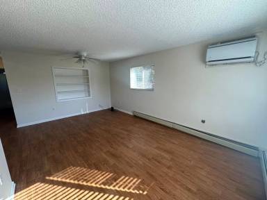 Main picture of 5504 S Huron St