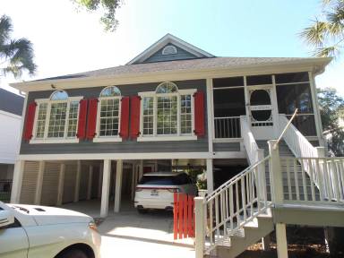 Main picture of 568 Hammock Ave