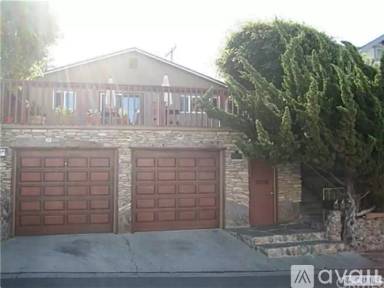 Main picture of 117 W Escalones