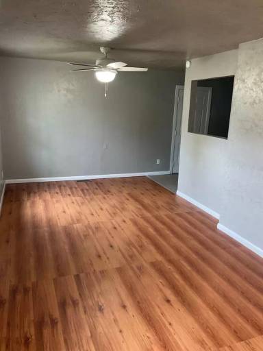 Main picture of 3109 SE 21st St