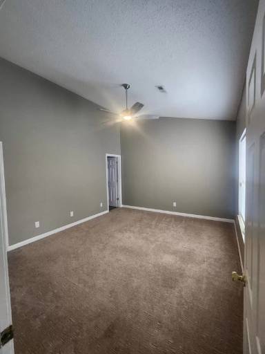 Main picture of 160 Wexford Dr