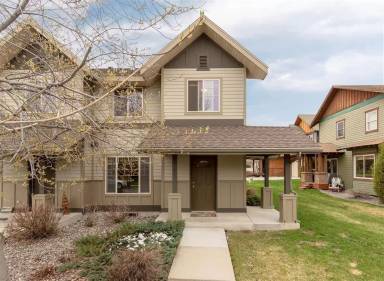 Main picture of 3156 Catkin Ln