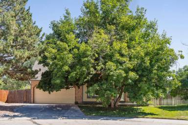 Main picture of 7950 S Garrison Ct