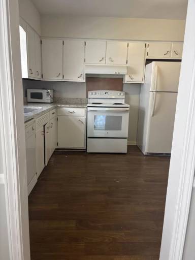 Main picture of 2551 Glenmary Ave